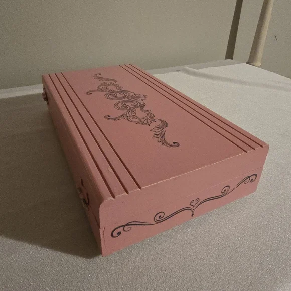 Pink Decorative Box - Picture 3 of 8